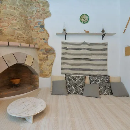 Rhodes Traditional In With Private Yard Vakantiehuis Archangelos (Rhodes)